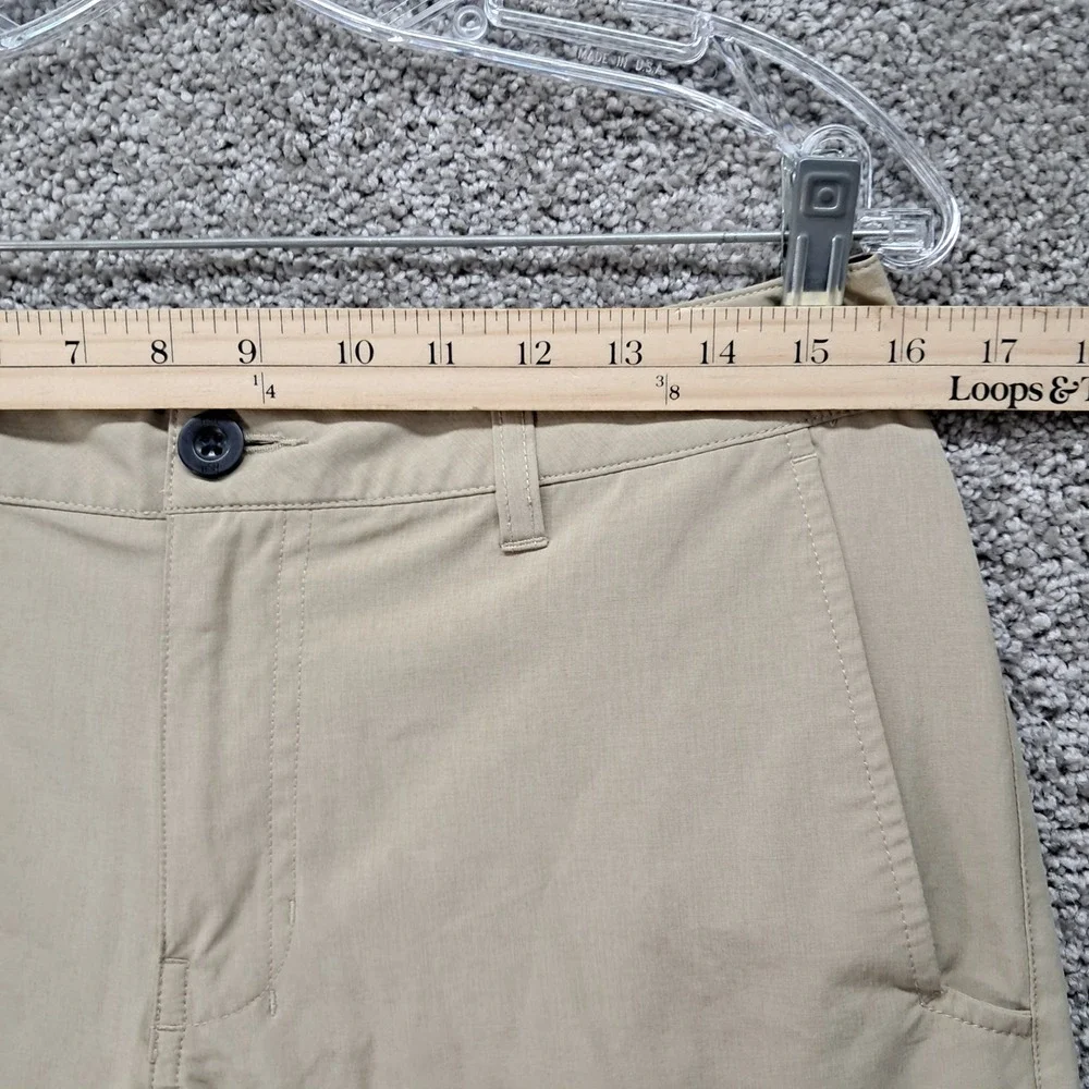 RSQ Mens Mid-Length Hybrid Shorts Tan Khaki Size 30 Above Knee Stretch 8104